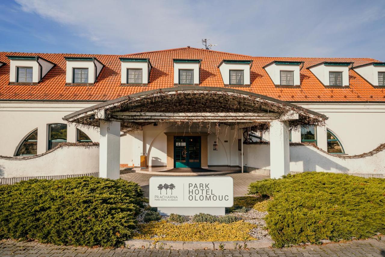 Pracharna Park Hotel Olomouc Luaran gambar